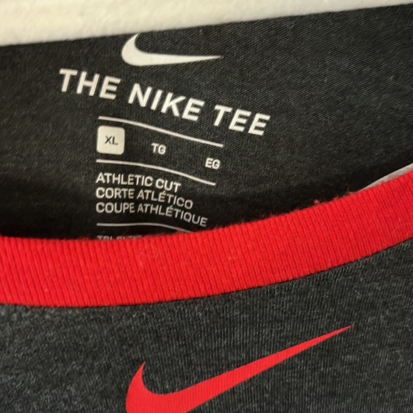 Nike UGA 3/4 sleeve like new - Picture 3 of 3